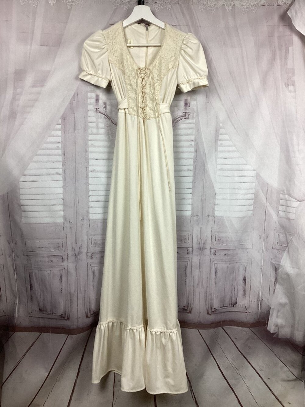 Vintage 70s Prairie Maxi Dress Cream Short Sleeve Lace UP